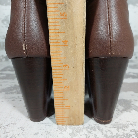 NEW Blondo Reese Waterproof Brown Leather Block Heel Ankle Boots X250 - Picture 7 of 12